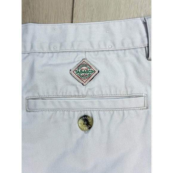 Vintage Tabasco Clothing Men's Shorts 36 Beige Pleated Chino Cotton Casual USA - Picture 5 of 8